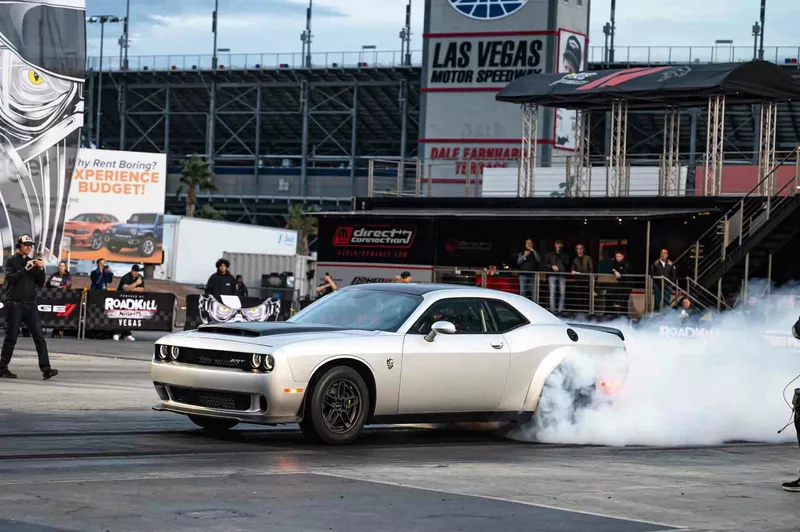 Dodge is taking final orders for gas-powered Challenger and Charger